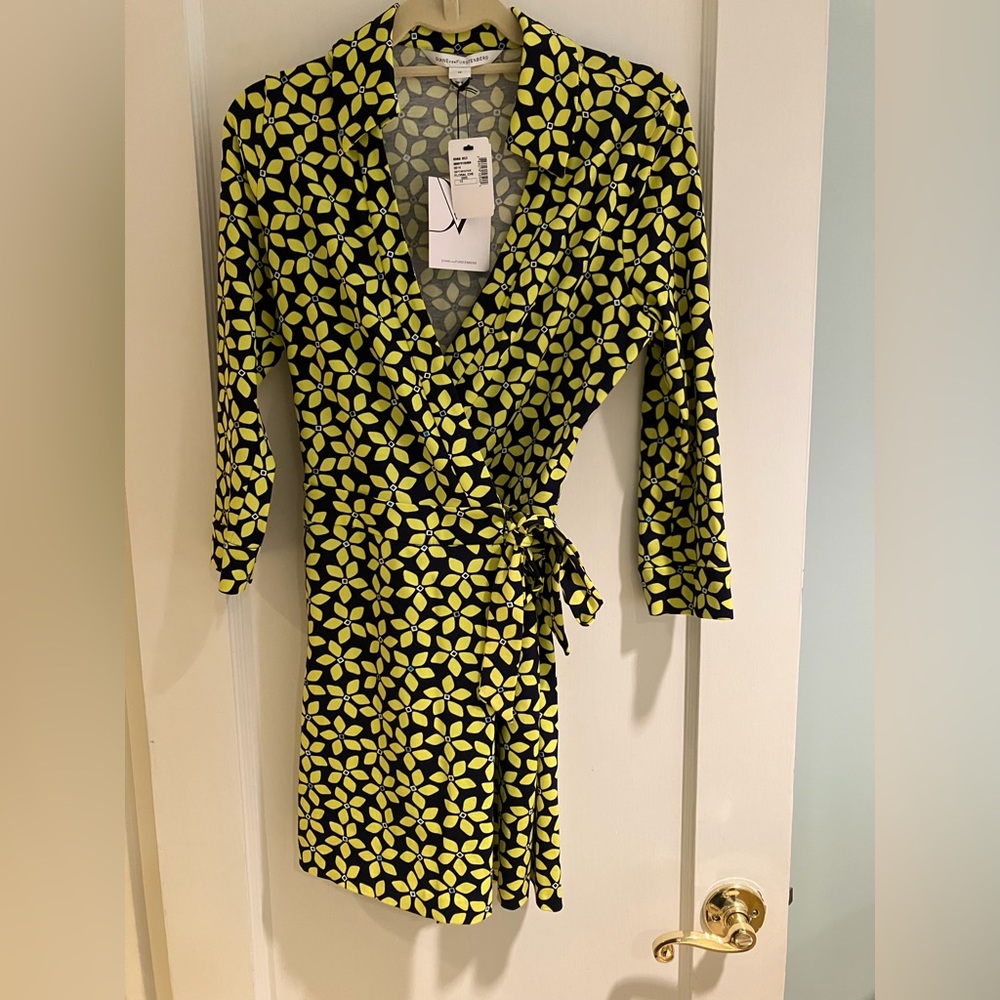 DVF wrap jumper / romper size 12new with tags